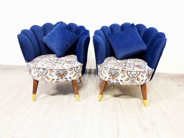 Sleepy Hallow Bedroom Chair Set of 2 - Image 3