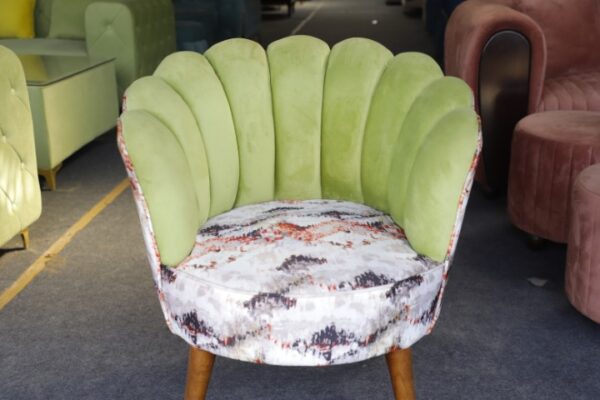 Petal lounge chairs - Image 4